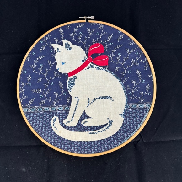 Cat themed cross stitch 10 inch - Vintage - Picture 1 of 4